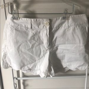 Loft Riviera scalloped shorts